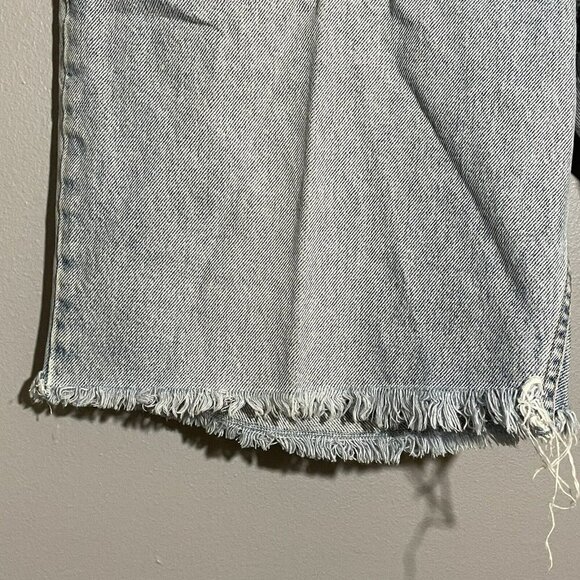 Vintage Levis 560 Jean Shorts Bermuda Men W36 Loose Fit Tapered Modified Cutoff - Picture 6 of 10